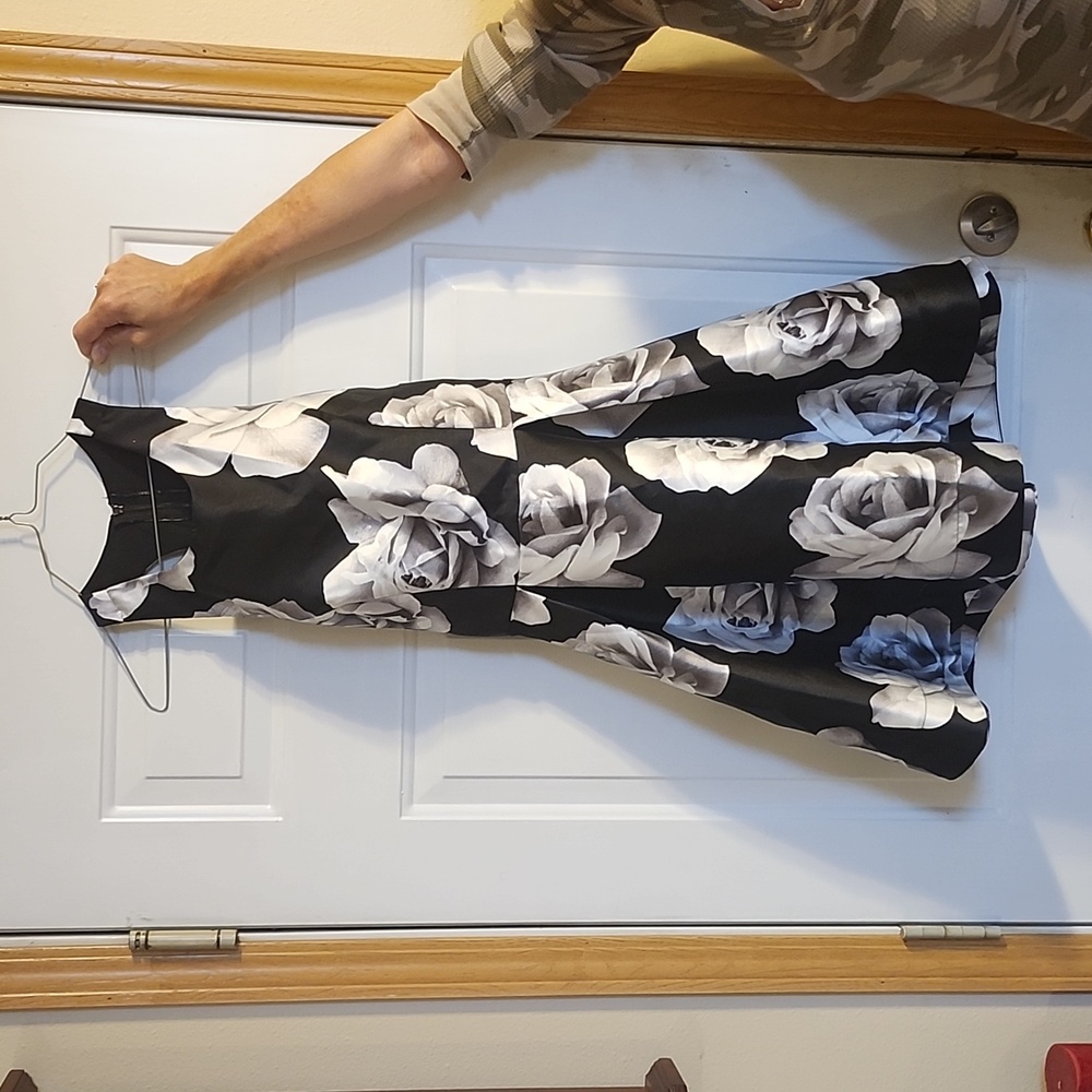 Speechless dress